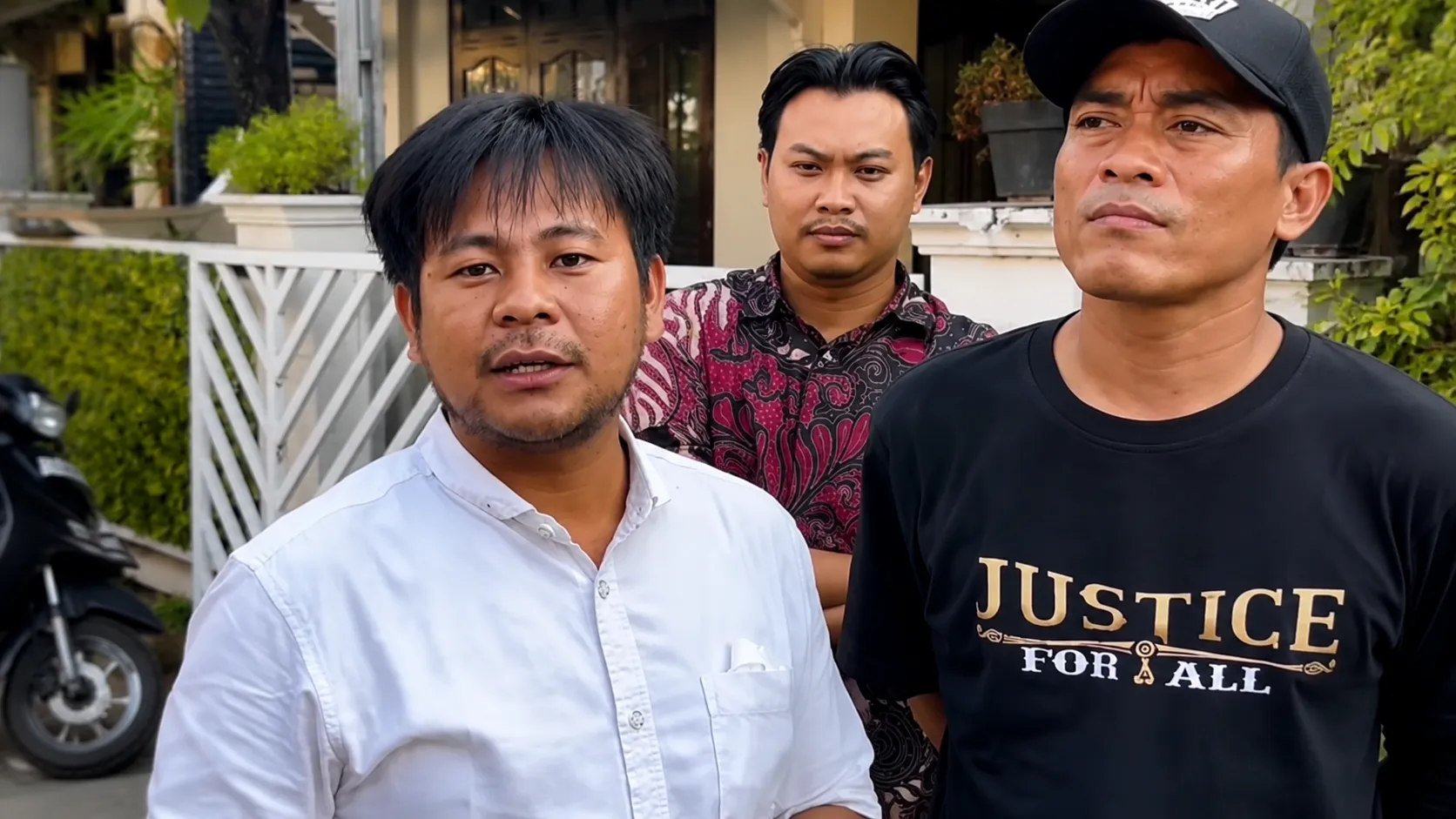 Geger Pasca-Audiensi Air Macet: LSBH Teratai Tolak Mentah-Mentah dan Bagikan Uang Map Rp1 Juta dari PDAM Pati ke Warga