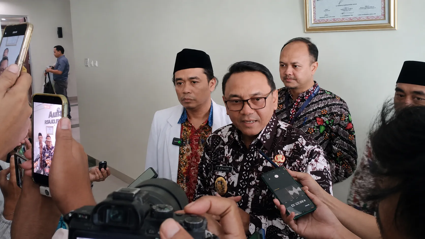 Guna Dongkrak Mutu Pelayanan, Plt Bupati Pati Tunjuk Dr. Husen Pimpin RSUD RAA Soewondo
