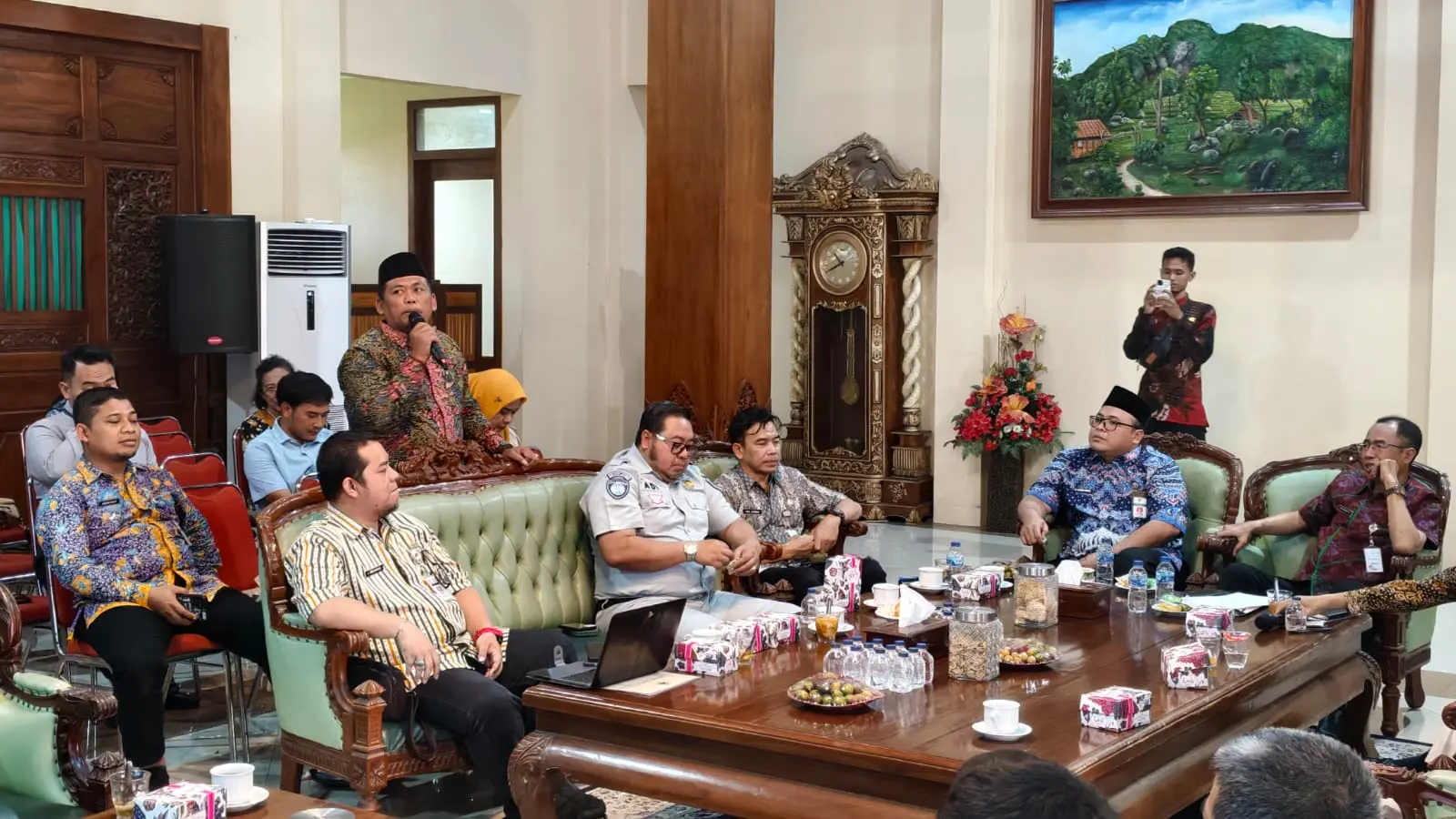 Genjot Kepatuhan Pajak Motor yang Menurun, Pemkab Rembang Uji Coba Pola Penagihan Berbasis Desa