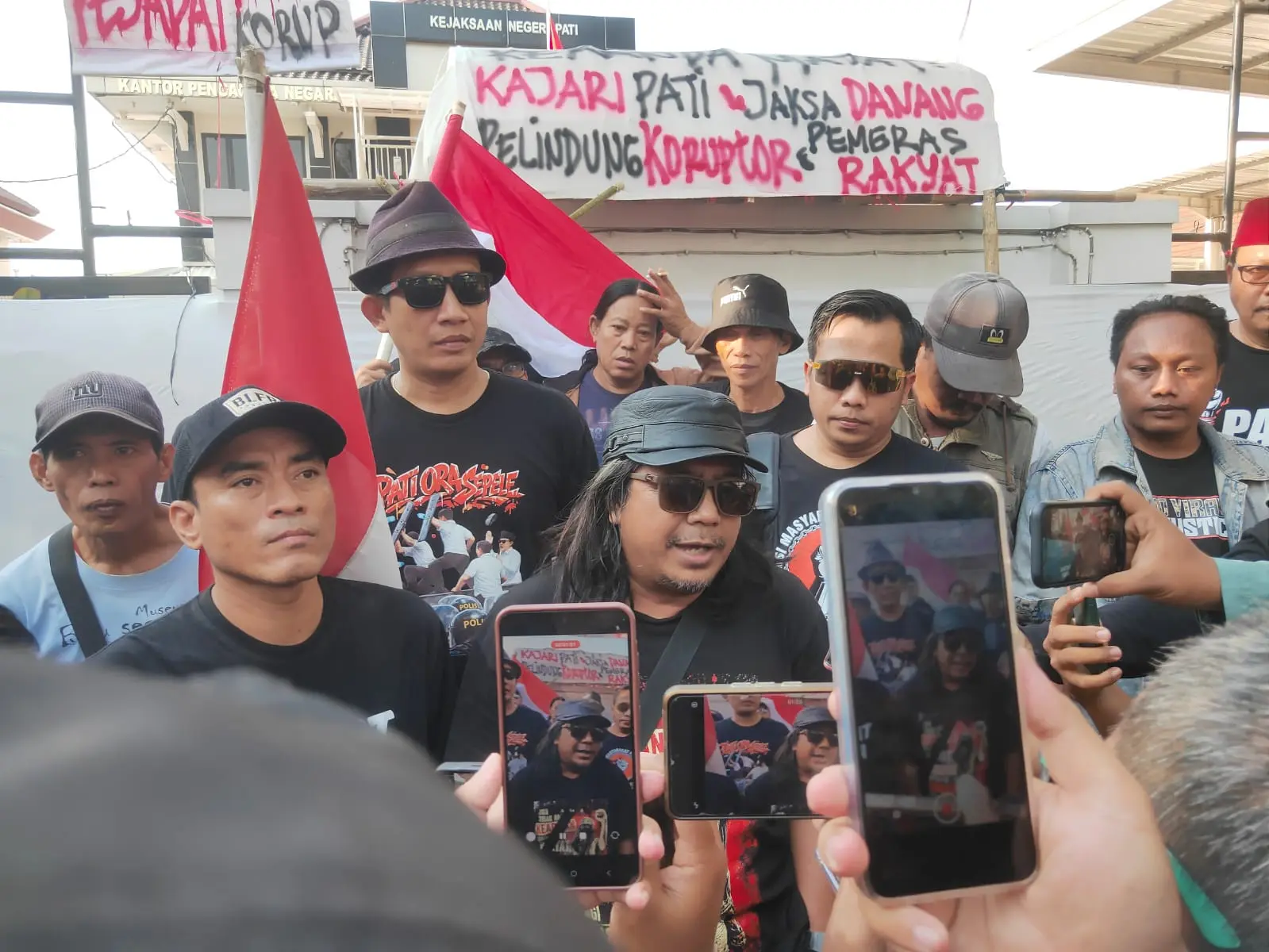 Solidaritas Mengalir! Aktivis Blora Ikut Demo AMPB di Kejari Pati