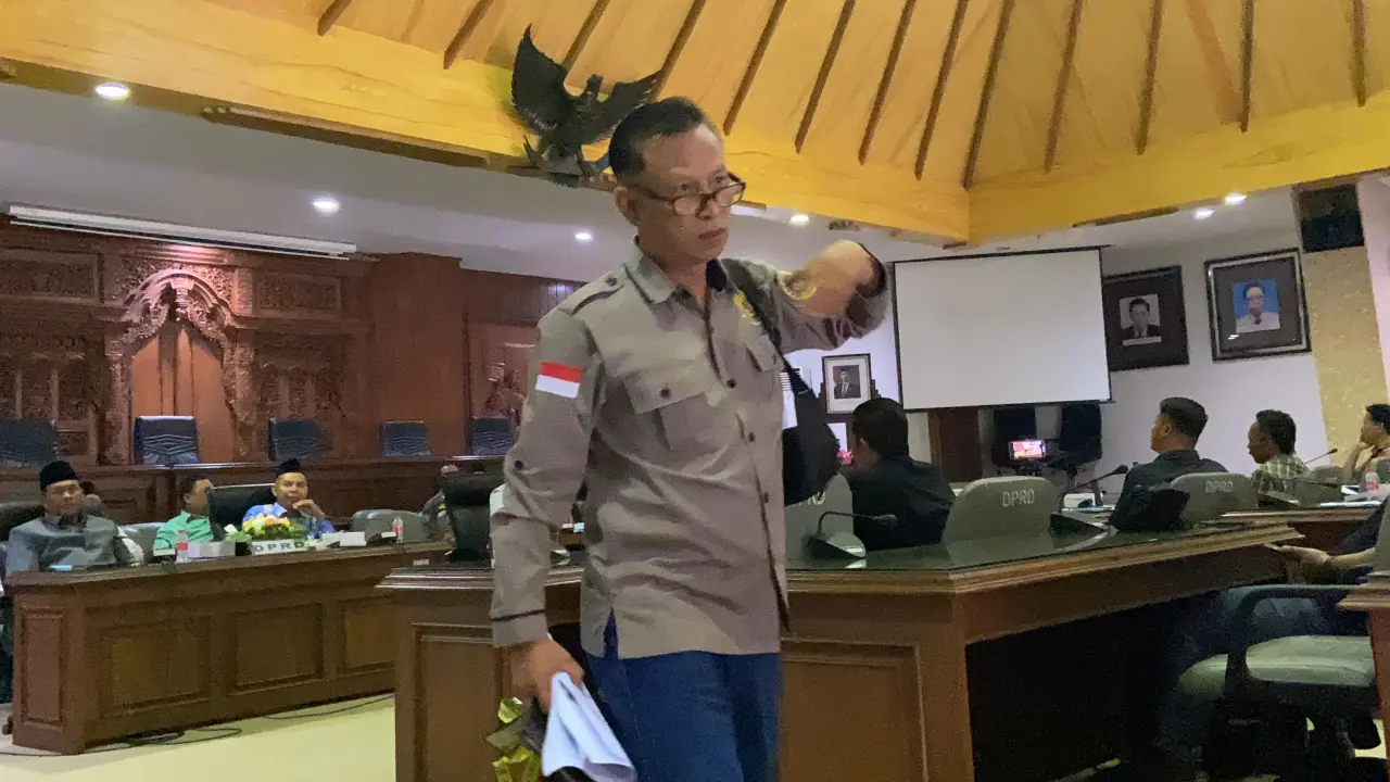 Aksi Walk Out Isa Ansori di DPRD Rembang Berujung Pecahnya Aliansi, FORRBES Resmi Dibubarkan
